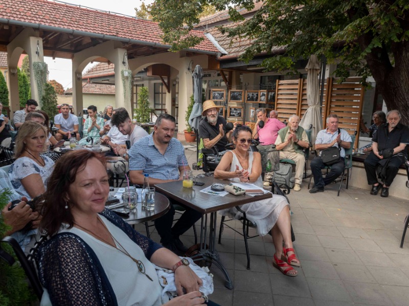 73. КОЛОНИЈА КЊИЖЕВНИКА