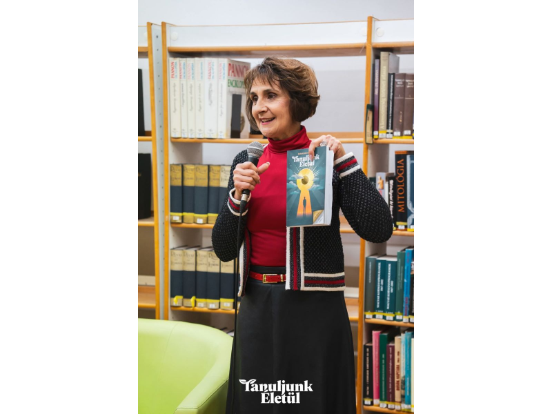 НАУЧИМО ДА ЖИВИМО – ПРЕЗЕНТАЦИЈА КЊИГЕ СА МАРИЈАНОМ БАРАЊИНЕ