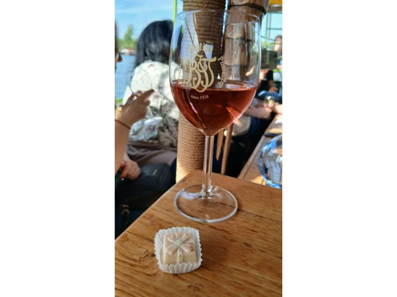 BONBON ÉS BOR